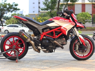 279. Ducati Hypermotard 821 