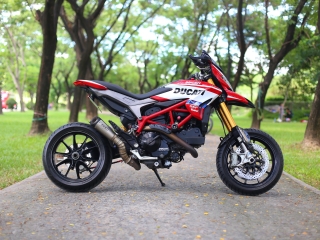 147. Ducati Hypermotard 2014